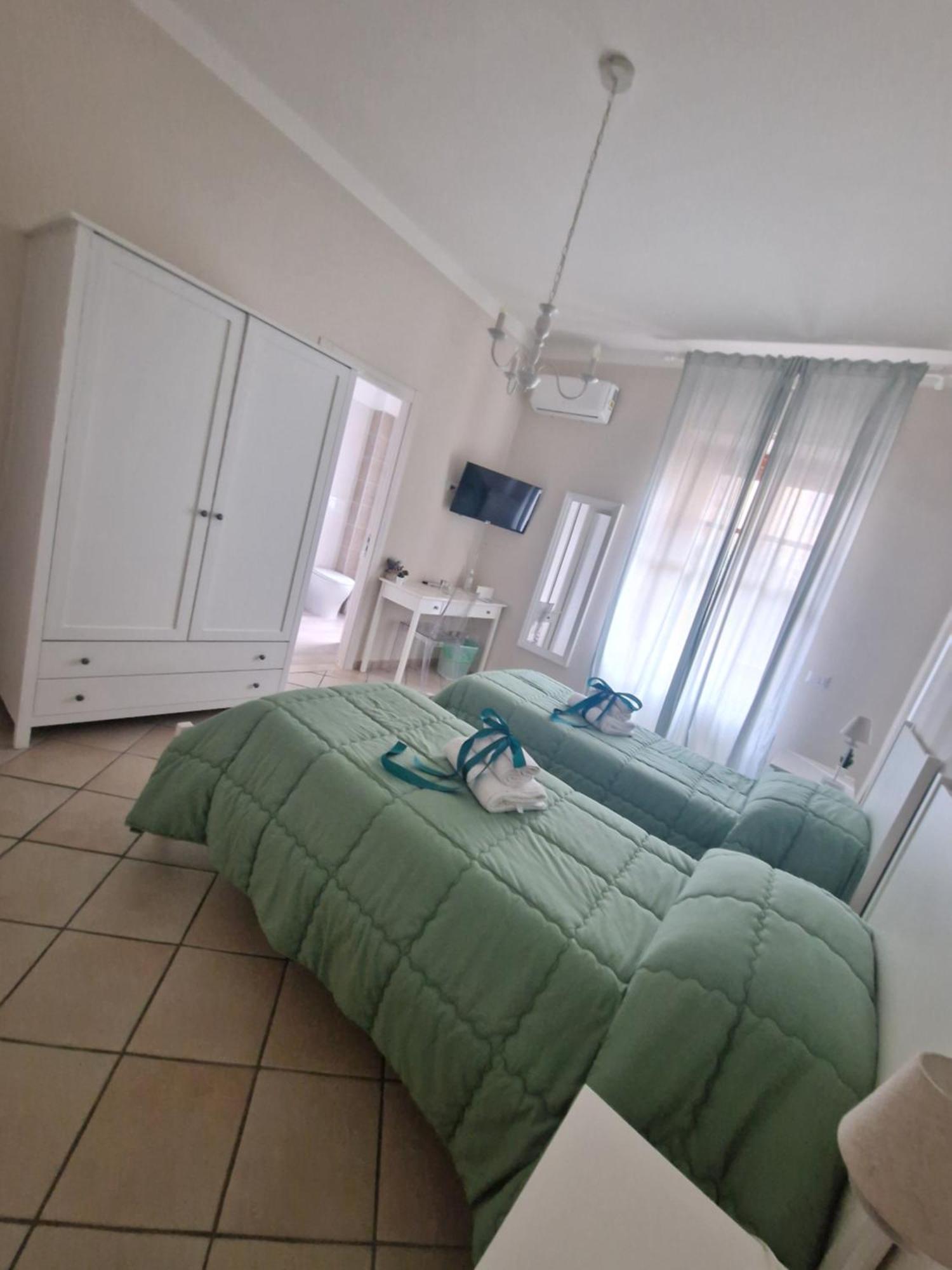 I Pini B&B Recale Экстерьер фото
